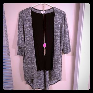 NWOT LuLaRoe Lindsay Gray Marled Size Small